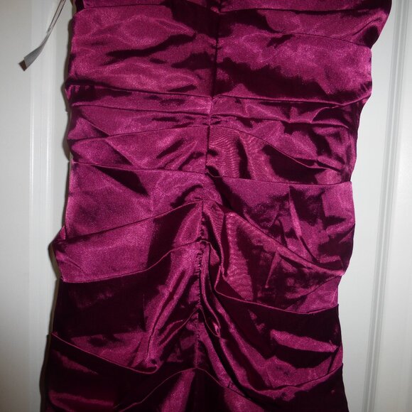 NWT LE CHATEAU reddish plum silky satin ruched cocktail party dress - Picture 10 of 15